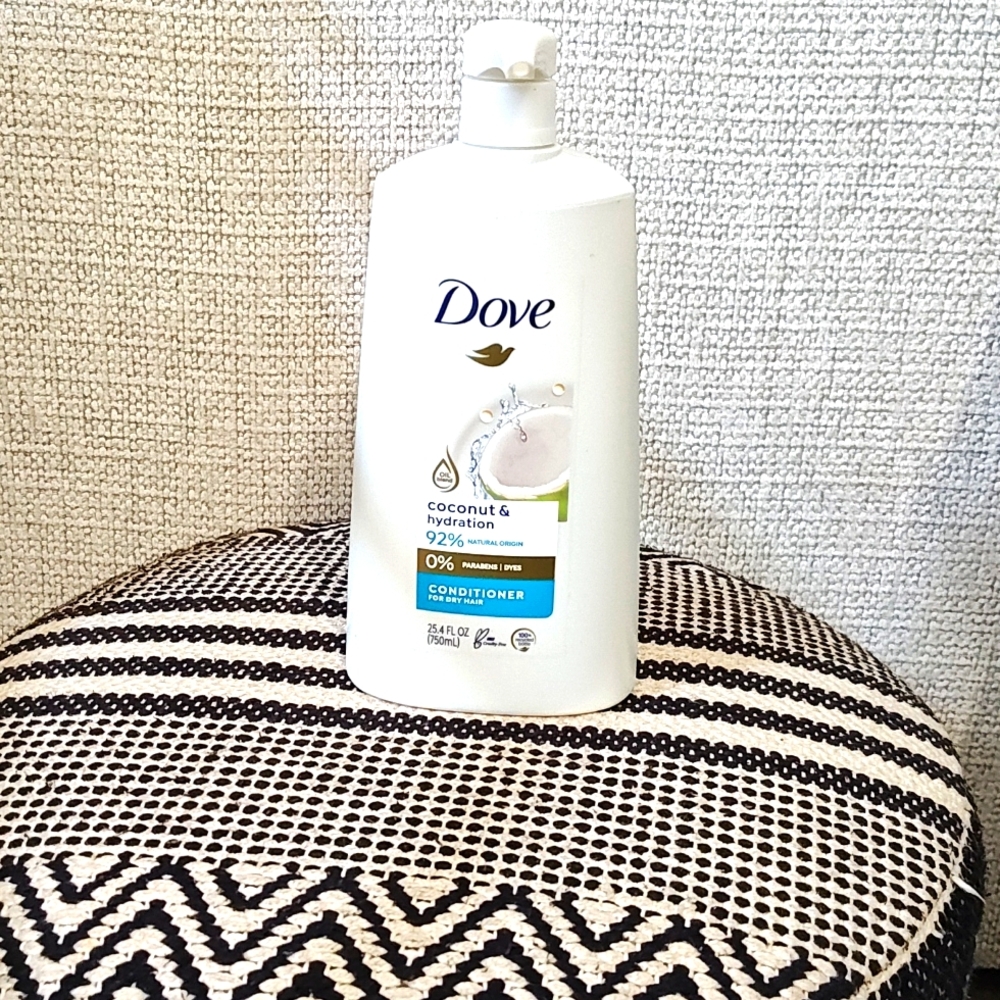 Dove coconut and hydration 92% conditioner for dry hair 25.4 fluid ounce